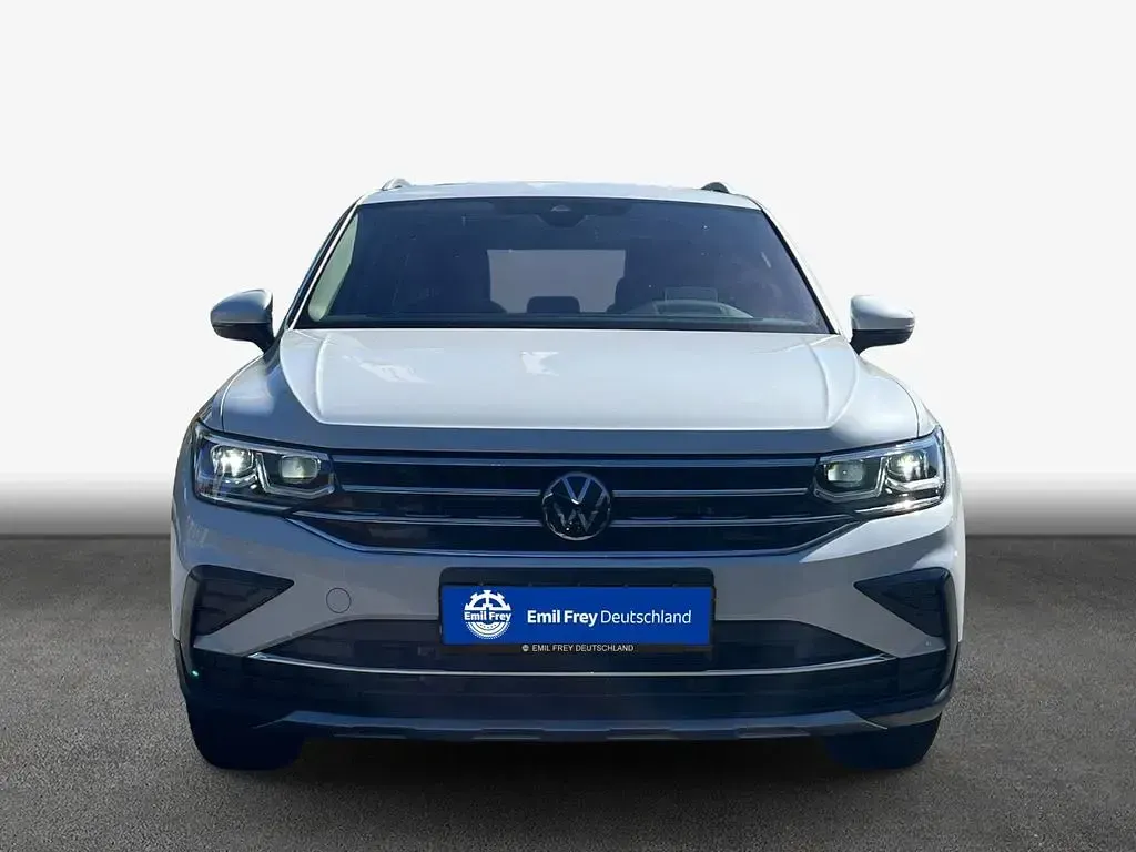 Gebraucht VW Tiguan Elegance 150 PS (110 kW) 2022 Weiß SUV