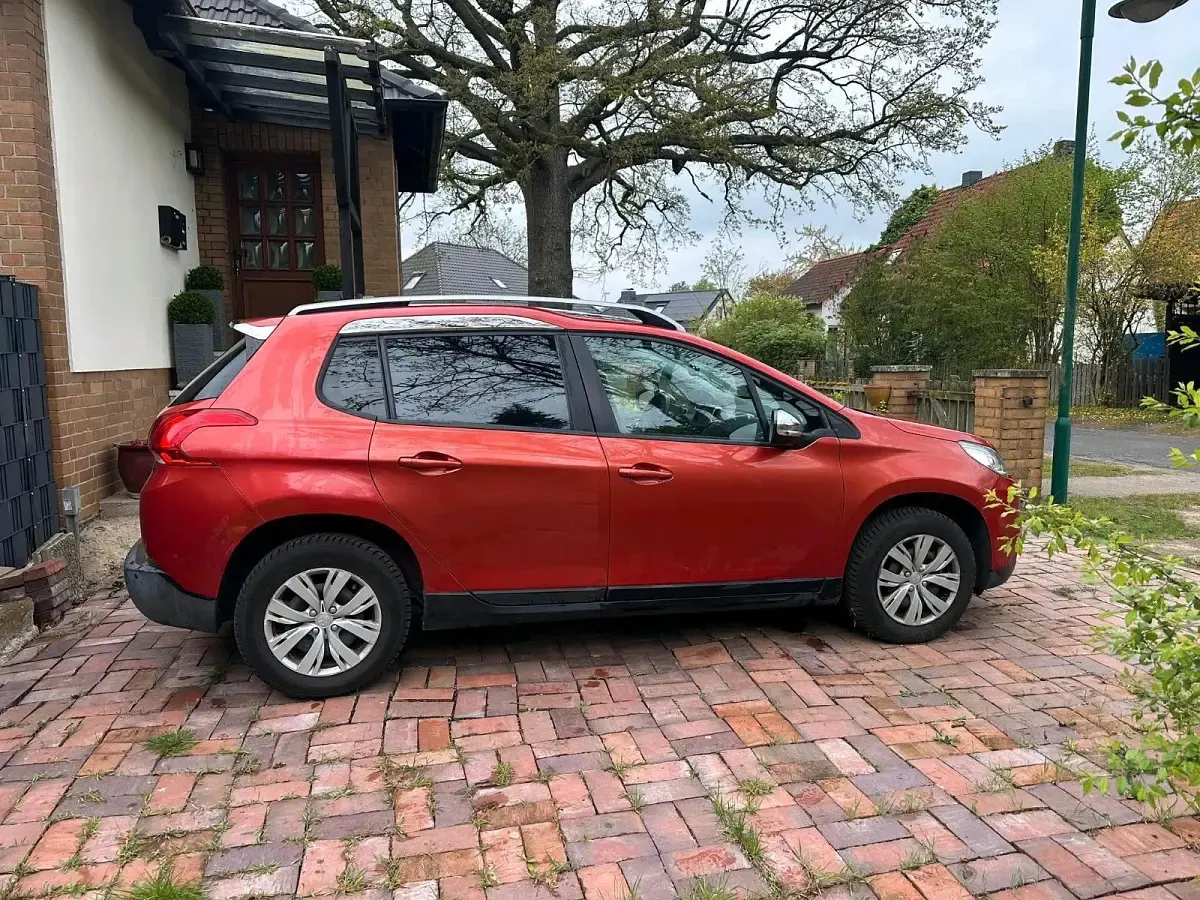 Gebraucht Peugeot 2008 80 PS (58 kW) 2015 Rot SUV