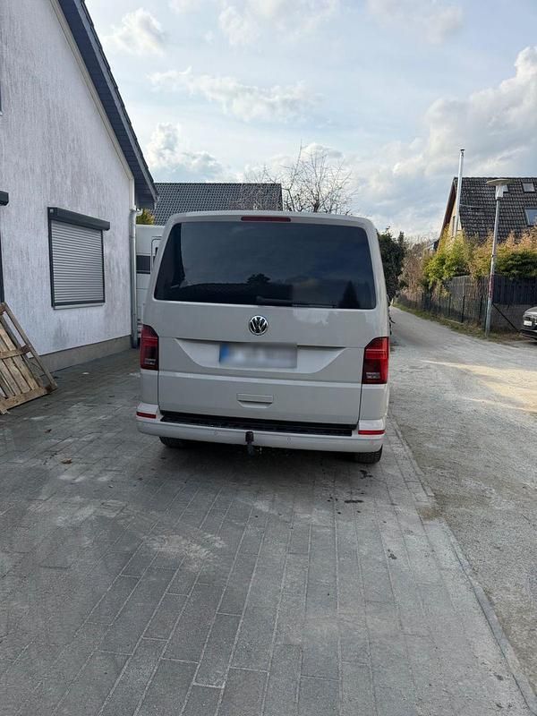 Usata VW Multivan 199 CV (146 kW) 2022 Beige Monovolume