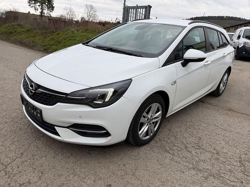 Weiß Gebraucht 2020 Opel Astra Business Edition Kombi | 5.599 € (Fairer Preis) - Bild 1/4