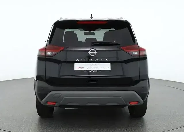 Neu Nissan X-Trail 360º 163 PS (119 kW) 2026 Diamantschwarzmet. SUV