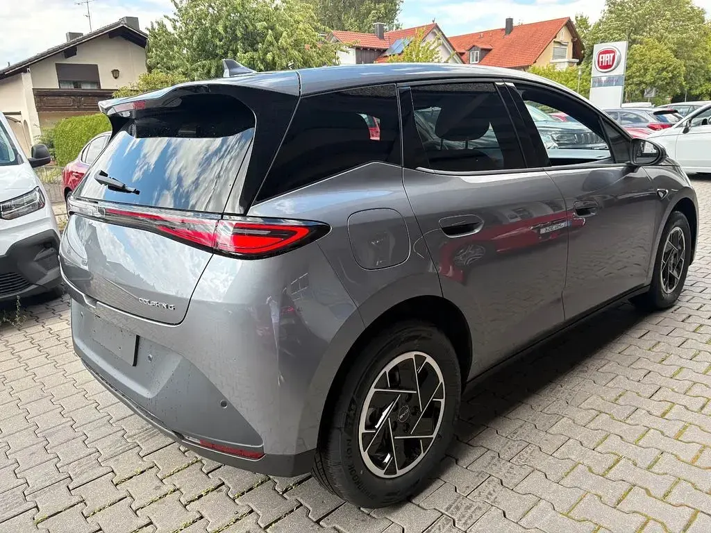 Neu BYD Dolphin Boost 155 kW (212 PS) 2026 Weiß Kleinwagen
