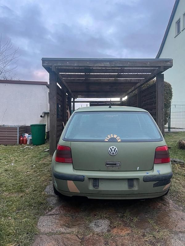 Gebraucht VW Golf IV 101 PS (74 kW) 1998 Grün Kleinwagen