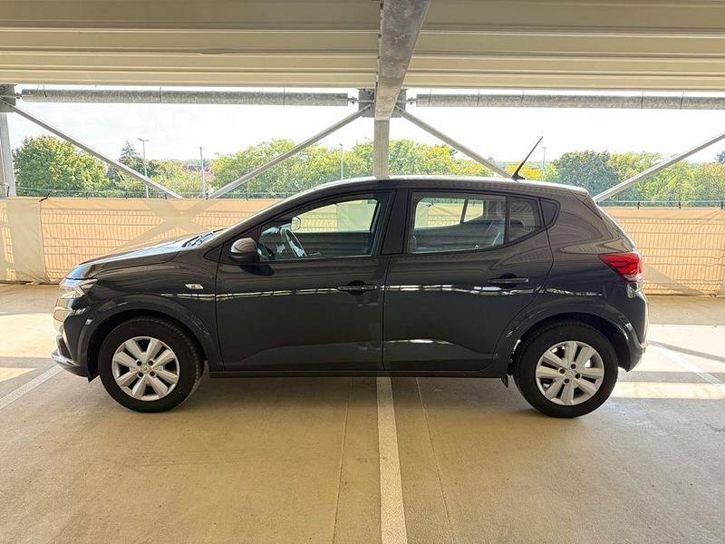 Gebraucht Dacia Sandero 91 PS (66 kW) 2022 Grau Kleinwagen