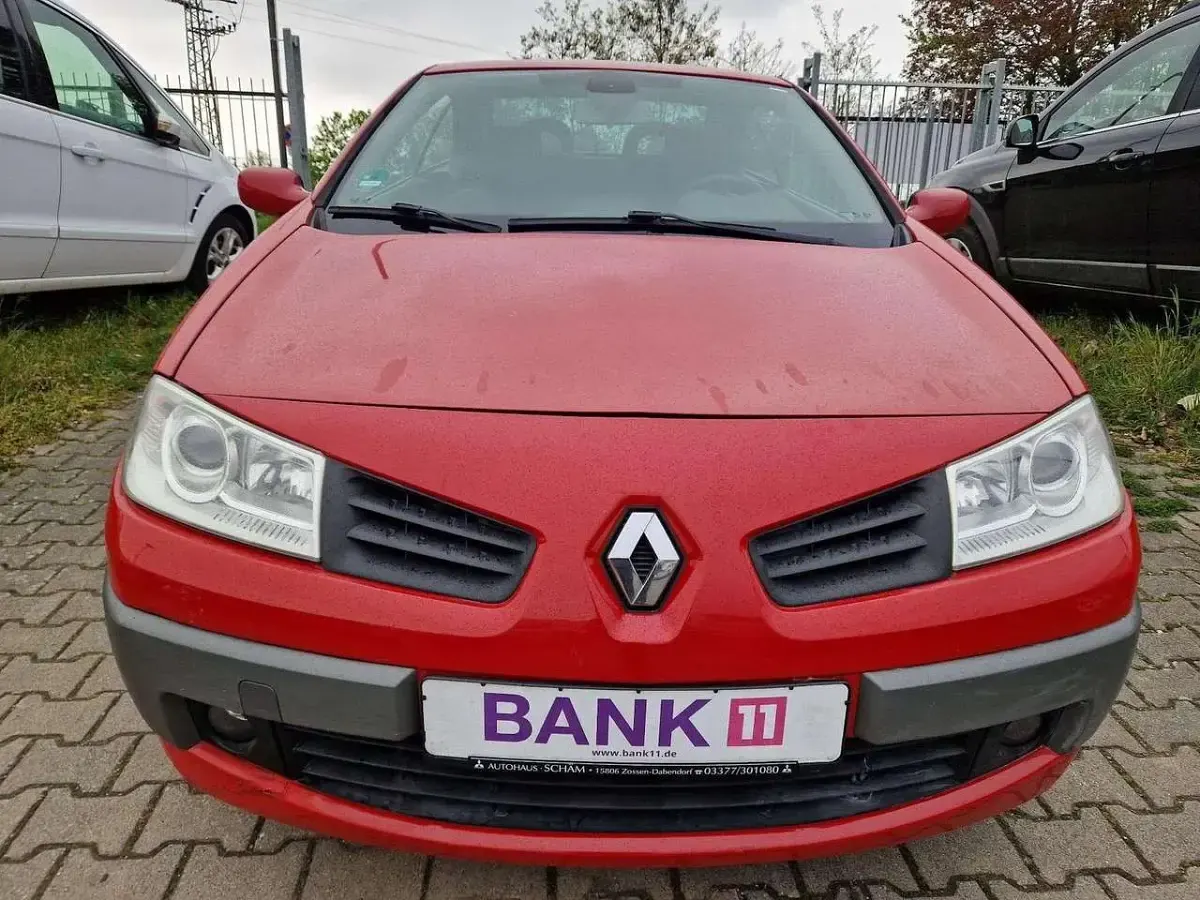 Gebraucht Renault Mégane Cabriolet Authentique 111 PS (81 kW) 2007 Hellrot Cabrio