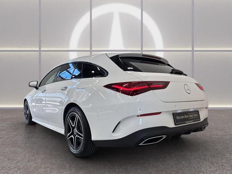 Gebraucht Mercedes CLA200 Shooting Brake AMG line 163 PS (119 kW) 2025 Weiss Kombi