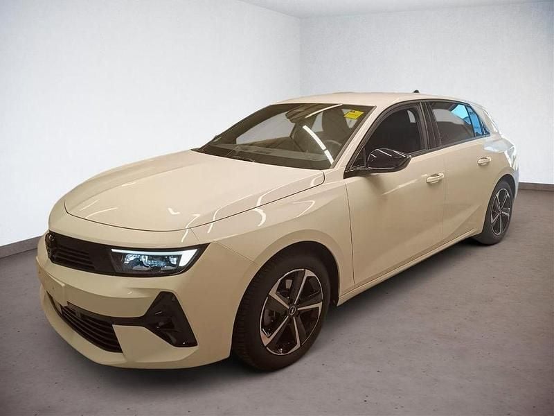 Gebraucht Opel Astra S 131 PS (96 kW) 2024 Weiß Limousine