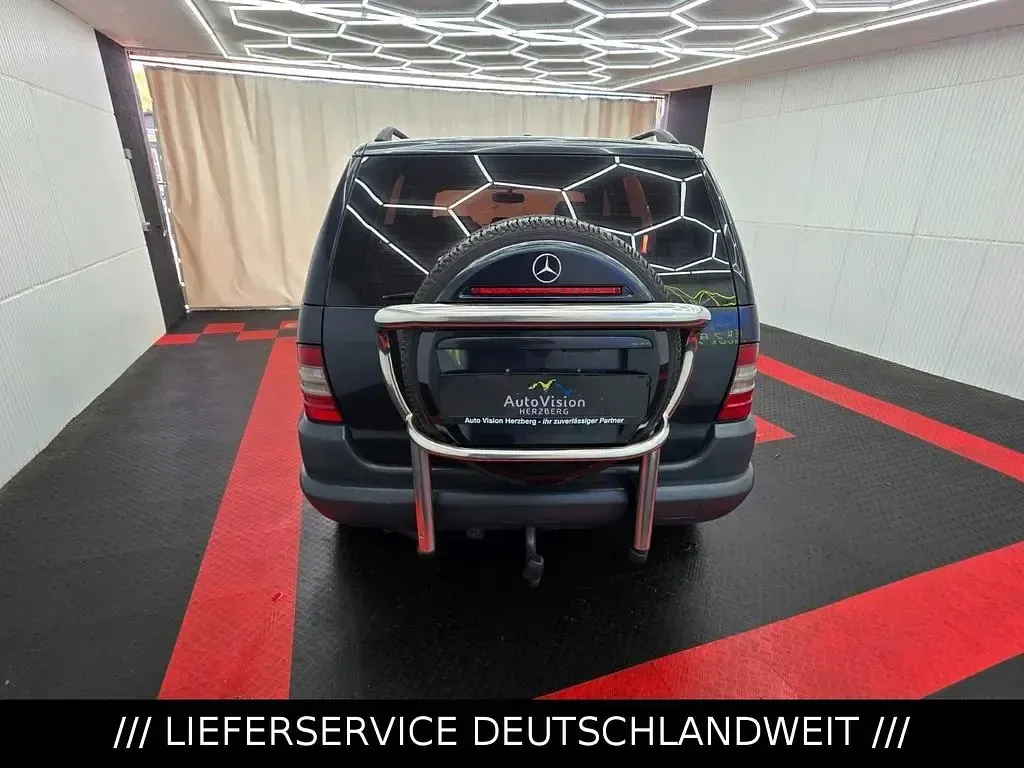 Gebraucht Mercedes ML320 218 PS (160 kW) 1999 Schwarz SUV
