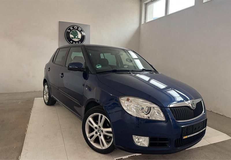 Blau Gebraucht 2008 Skoda Fabia Kleinwagen | 4.999 € (Teuer) - Bild 1/4