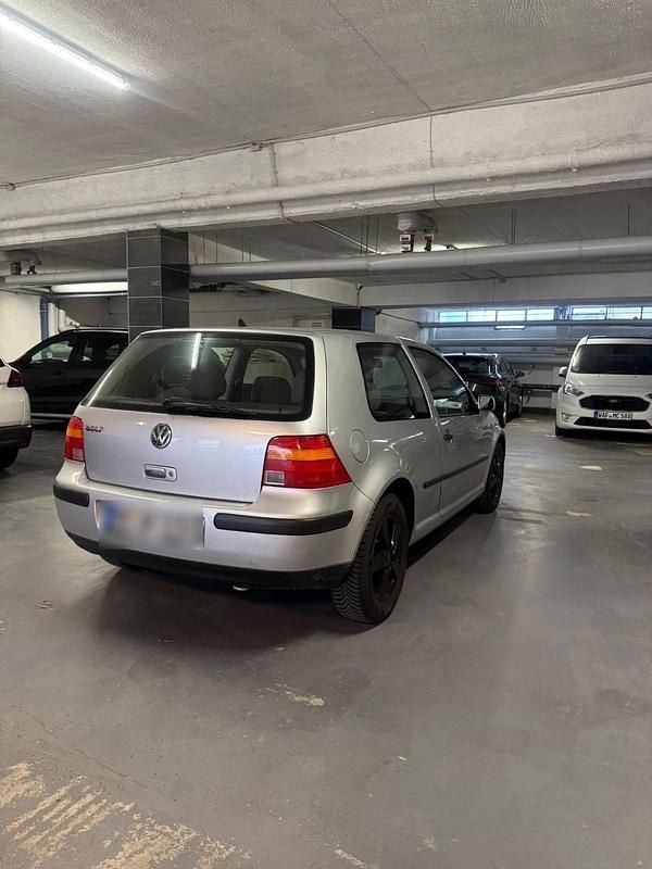 Gebraucht VW Golf IV 75 PS (55 kW) 2002 Kleinwagen