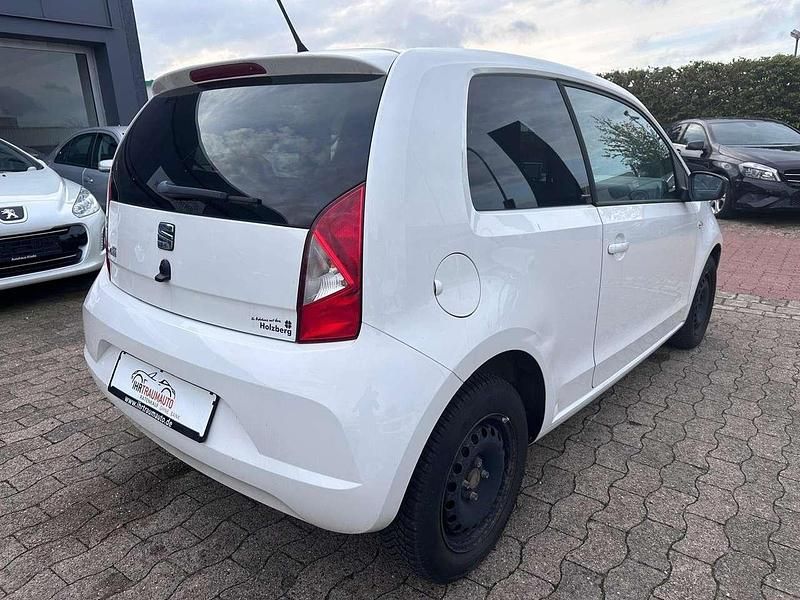 Gebraucht Seat Mii CONNECT 60 PS (44 kW) 2016 "candy" weiss Kleinwagen