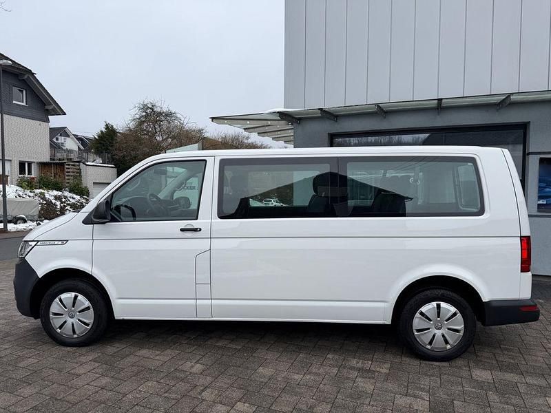 Gebraucht VW Caravelle Trendline 110 PS (80 kW) 2021 Weiß Van / Kleinbus