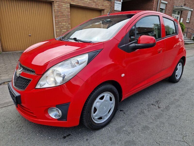 Gebraucht Chevrolet Spark 68 PS (50 kW) 2012 Sportrot Kleinwagen