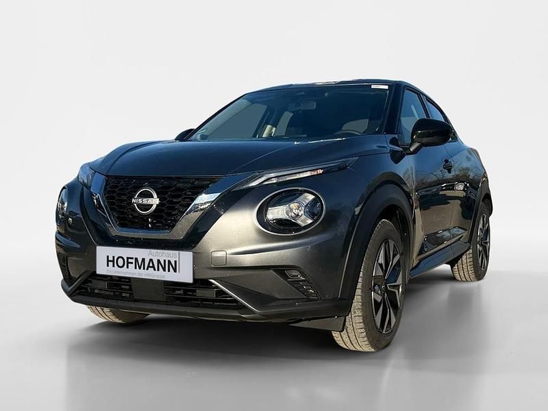 Dark grey metallic Gebraucht 2024 Nissan Juke Acenta SUV | 15.937 € (Superpreis) - Bild 1/2