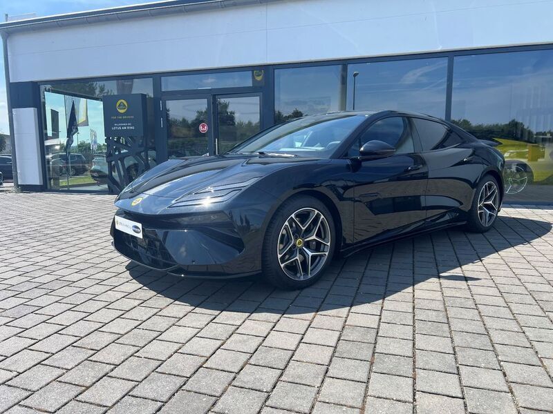 Stellar black metallic Neu 2025 Lotus Emeya Kleinwagen | 108.900 € (Fairer Preis) - Bild 1/4