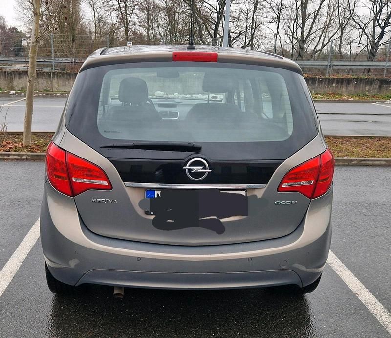 Gebraucht Opel Meriva 120 PS (88 kW) 2011 Van / Kleinbus