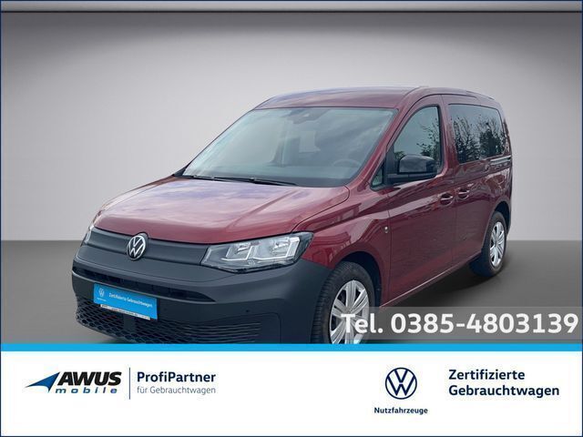 Rot Gebraucht 2021 VW Caddy Basis Van / Kleinbus | 25.890 € (Guter Preis) - Bild 1/3