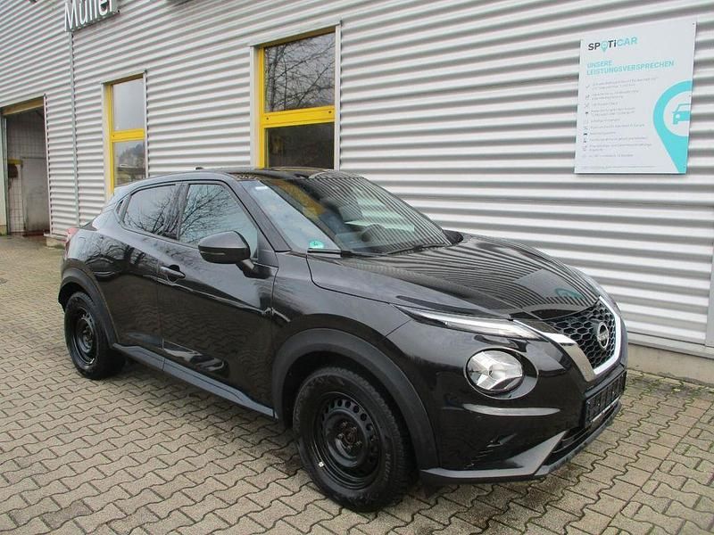 Schwarz Gebraucht 2022 Nissan Juke Tekna SUV | 19.250 € (Etwas zu teuer) - Bild 1/4