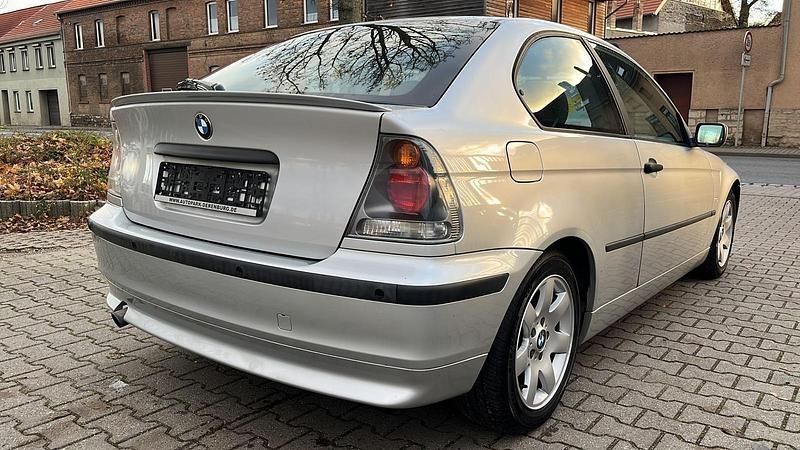 Gebraucht BMW 316 116 PS (85 kW) 2002 Limousine