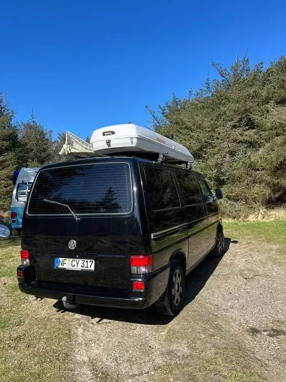 Gebraucht VW T4 102 PS (75 kW) 1996 Schwarz Van