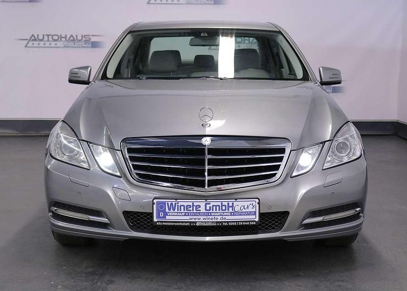 Gebraucht Mercedes E220 170 PS (125 kW) 2010 Palladiumsilber  metalliclack Limousine