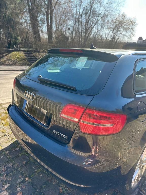 Gebraucht Audi A3 Ambiente 140 PS (102 kW) 2010 Grau Kleinwagen