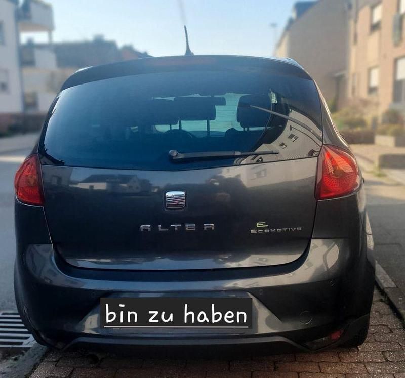 Gebraucht Seat Altea Copa 105 PS (77 kW) 2012 Grau Van / Kleinbus