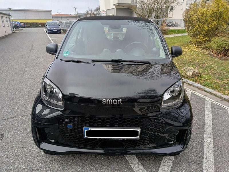 Schwarz Gebraucht 2021 Smart ForTwo Electric Drive Coupé | 8.750 € (Guter Preis) - Bild 1/4