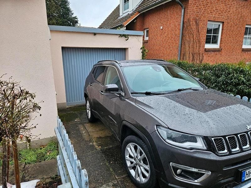 Gebraucht Jeep Compass 150 PS (110 kW) 2020 Braun SUV