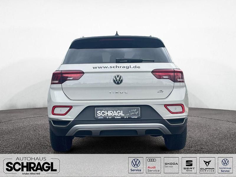 Gebraucht VW T-Roc Style 116 PS (85 kW) 2024 Ascotgrau/dach schwarz SUV