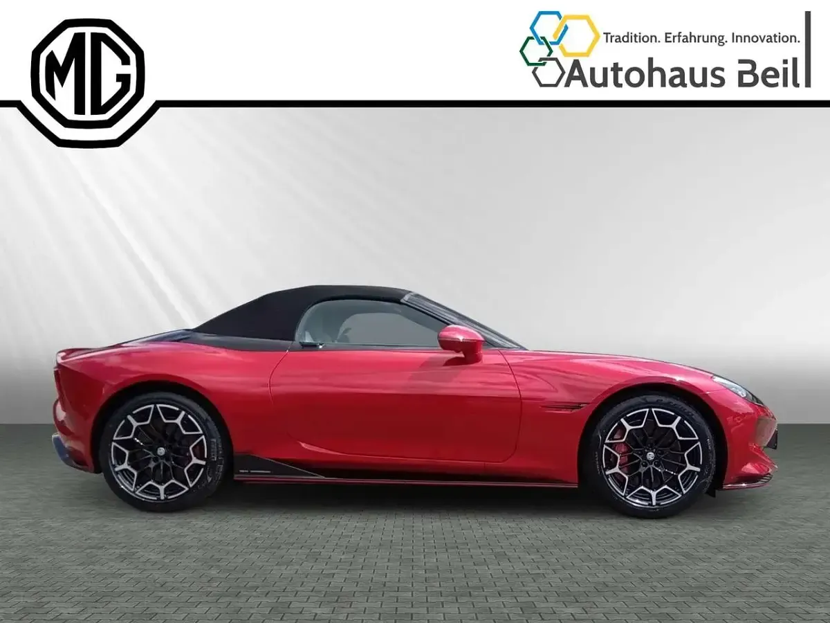 Gebraucht MG Cyberster 250 kW (340 PS) 2025 Diamond red (rot) Cabrio