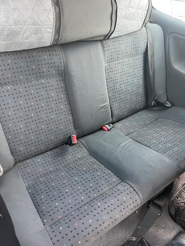 Gebraucht VW Polo 50 PS (36 kW) 2001 Silber Kleinwagen