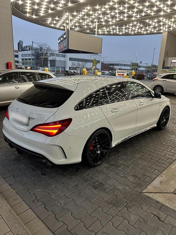 Gebraucht Mercedes CLA45 AMG AMG 380 PS (279 kW) 2018 Weiß Kombi