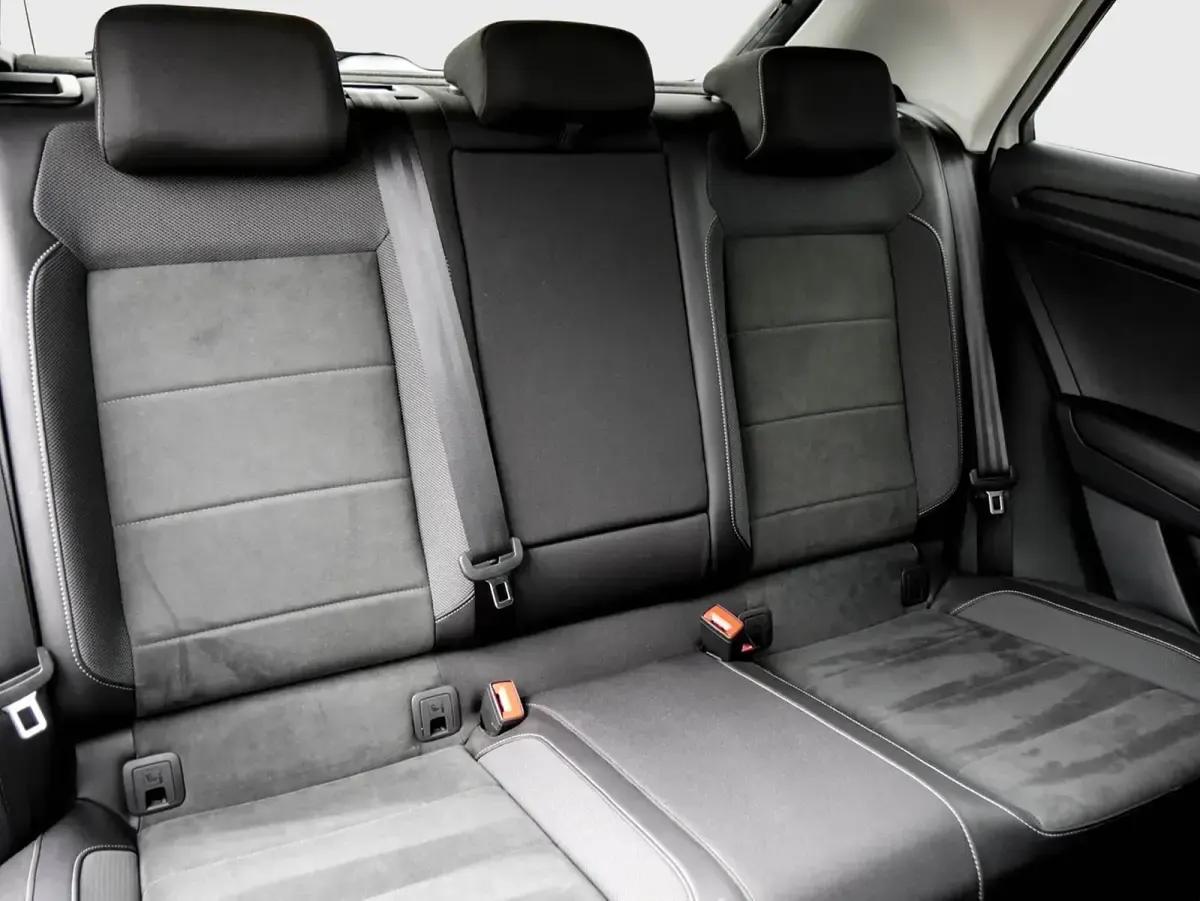 Gebraucht VW T-Roc Style 150 PS (110 kW) 2024 Grau SUV