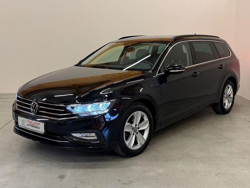 Gebraucht VW Passat Business 200 PS (147 kW) 2022 Schwarz Kombi