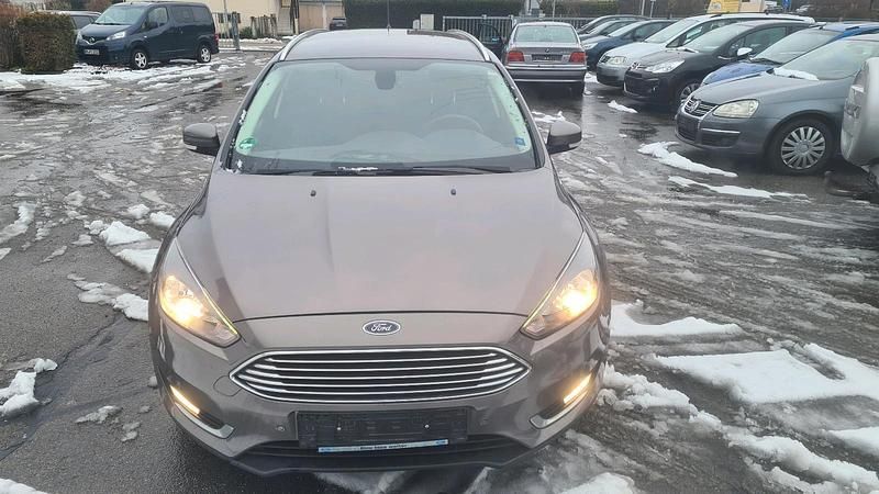 Gebraucht Ford Focus 125 PS (91 kW) 2015 Grau Kombi