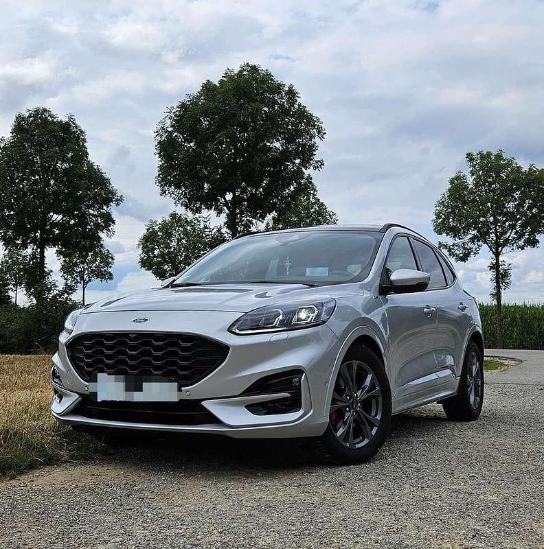 Silber Gebraucht 2020 Ford Kuga ST-Line X SUV | 29.490 € (Teuer) - Bild 1/4