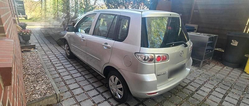 Gebraucht Mazda 2 80 PS (58 kW) 2007 Silber Kleinwagen