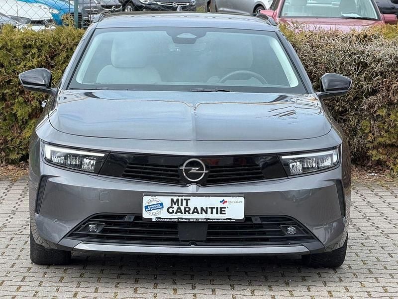 Usado Opel Astra Elegance 131 HP (96 kW) 2024 Cinzento Carrinha