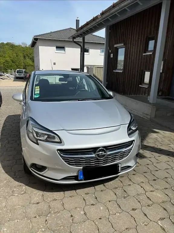 Usado Opel Corsa Innovation 101 HP (74 kW) 2015 Prateado Citadino