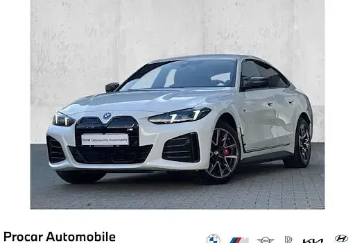Gebraucht BMW i4 M Sport 442 kW (601 PS) 2025 Weiß Limousine