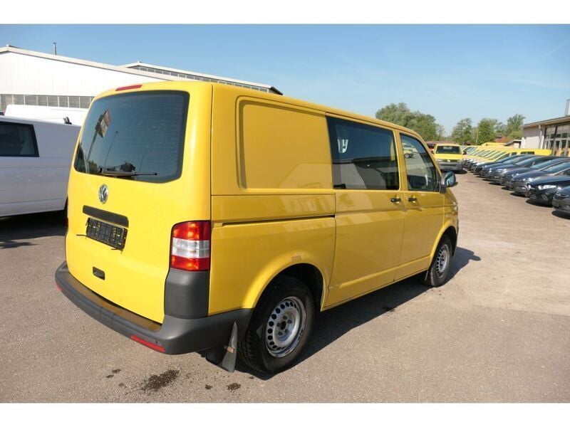 Gebraucht VW T5 84 PS (61 kW) 2013 Ginstergelb r1032 Van