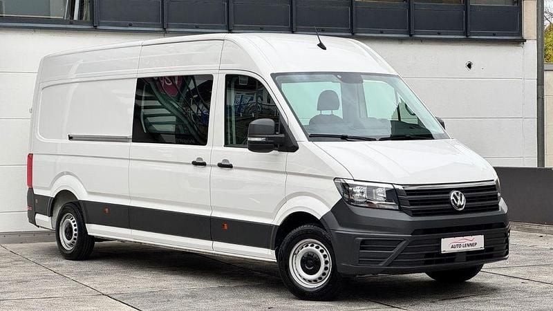 Weiß Gebraucht 2021 VW Crafter Van | 27.900 € (Teuer) - Bild 1/4