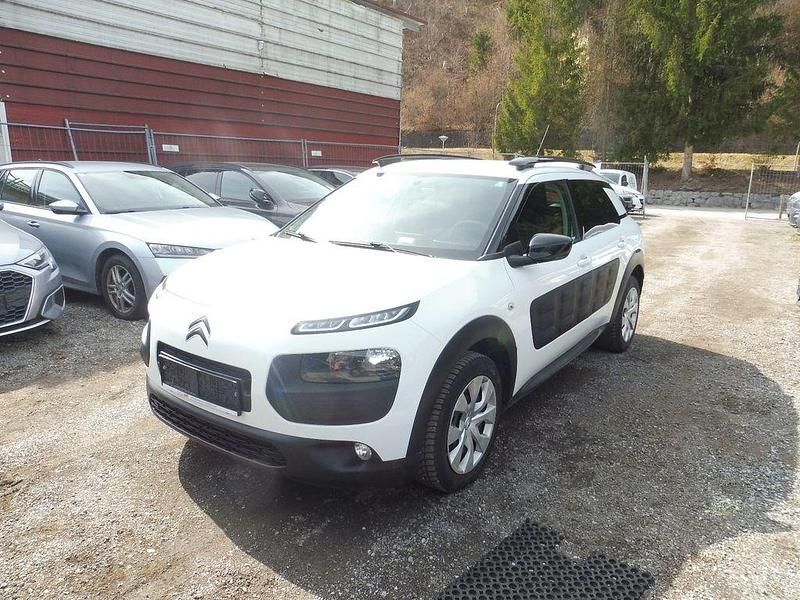 Gebraucht Citroën C4 Feel 82 PS (60 kW) 2015 Weiß Limousine