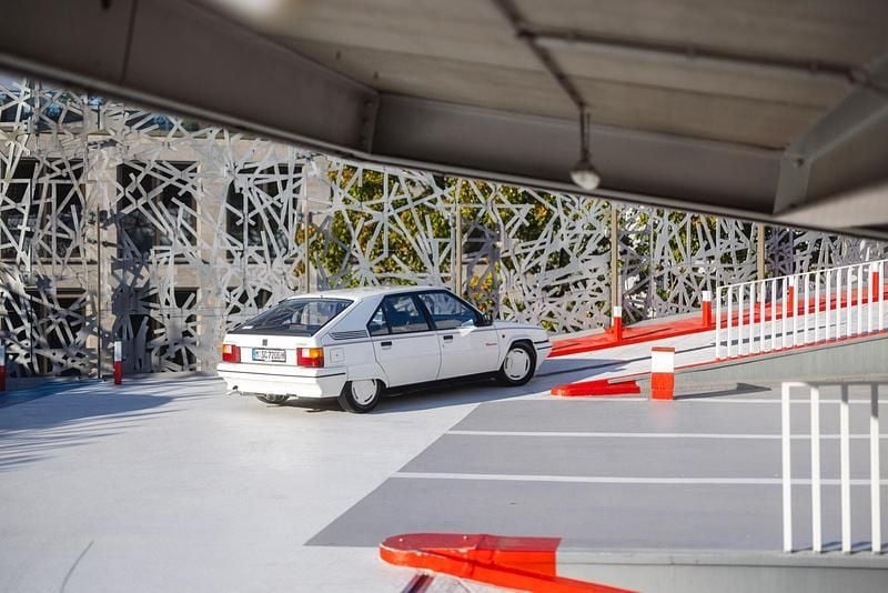 Weiß Gebraucht 1989 Citroën BX Limousine | 5.000 € - Bild 1/4