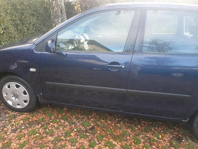 Blau Gebraucht 2002 VW Polo Kleinwagen | 1.150 € (Fairer Preis) - Bild 1/4
