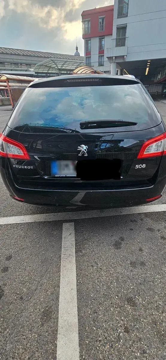 Gebraucht Peugeot 508 SW Allure 156 PS (114 kW) 2012 Schwarz Kombi