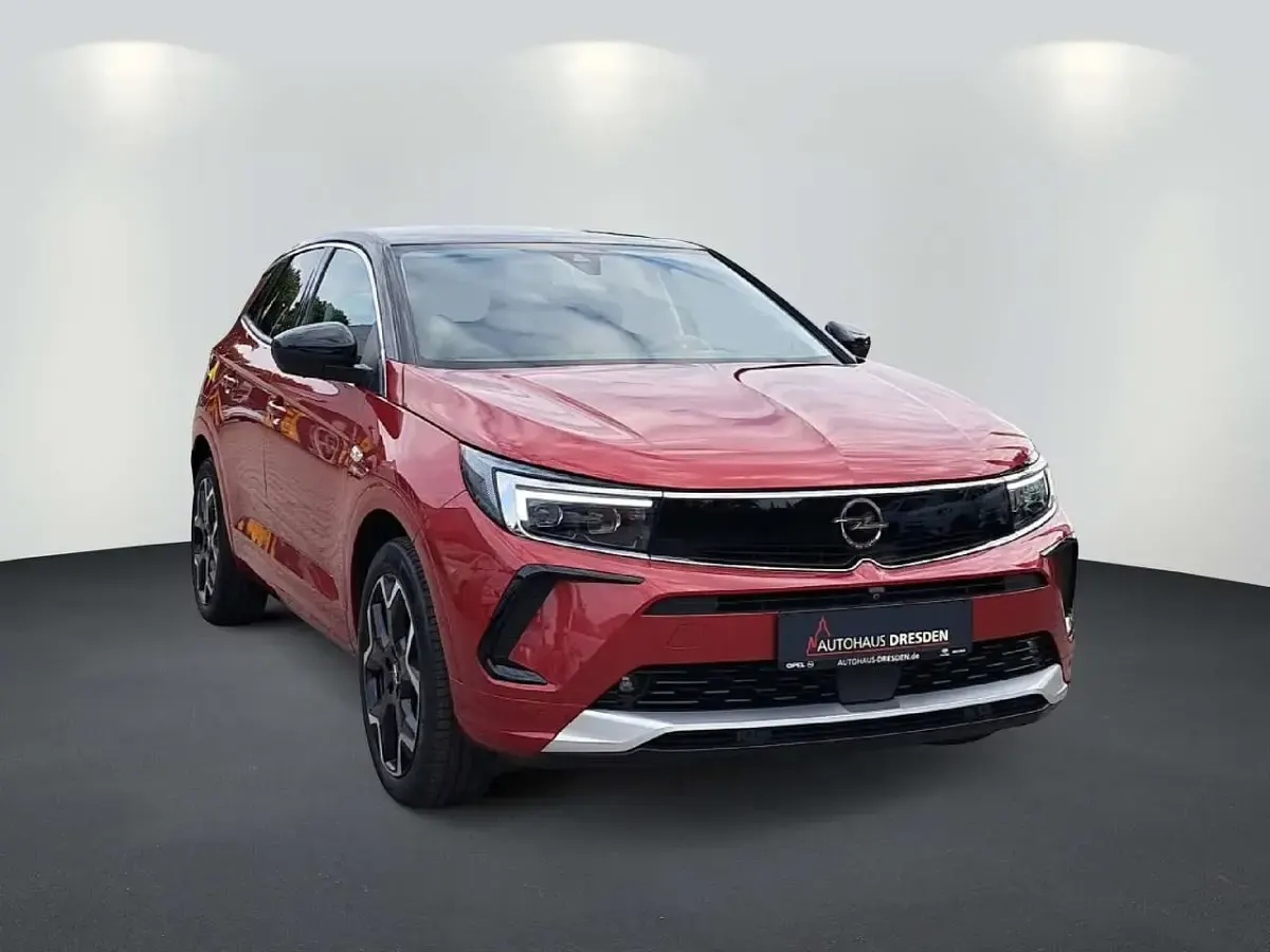 Gebraucht Opel Grandland X Elegance 131 PS (96 kW) 2023 Rubin rot SUV