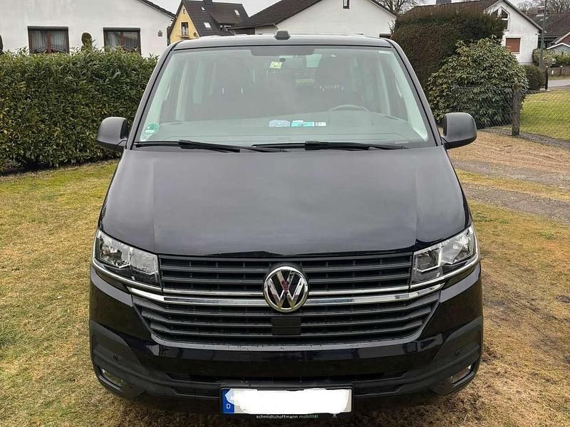 Gebraucht VW Multivan Family 150 PS (110 kW) 2020 Schwarz Van / Kleinbus