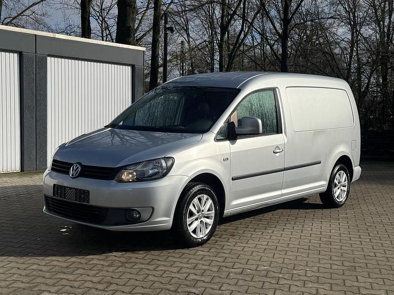 Gebraucht VW Caddy Maxi 102 PS (75 kW) 2011 Silber Van / Kleinbus